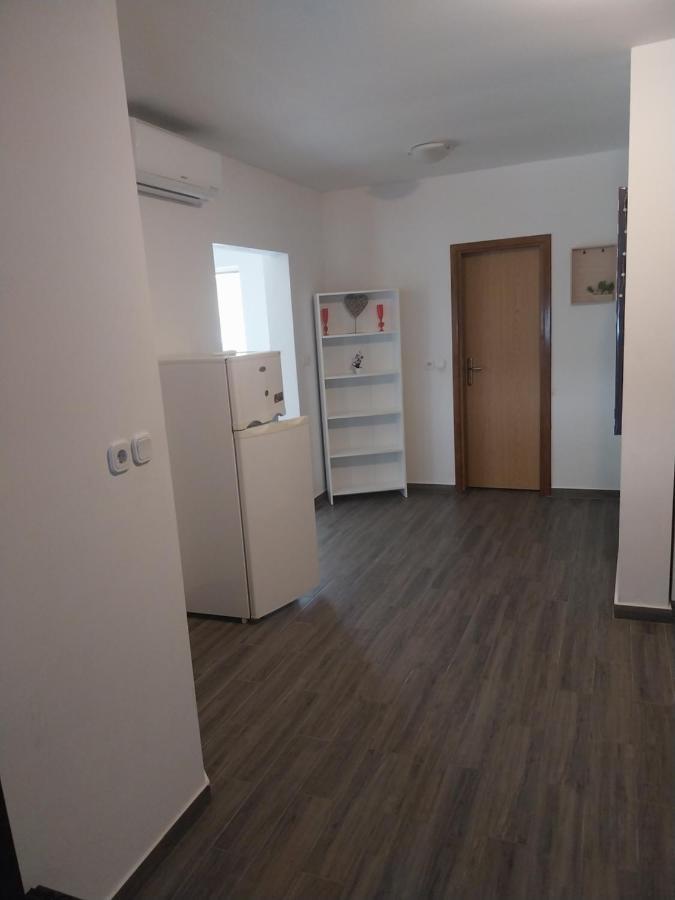 Apartments Leon Пореч Экстерьер фото