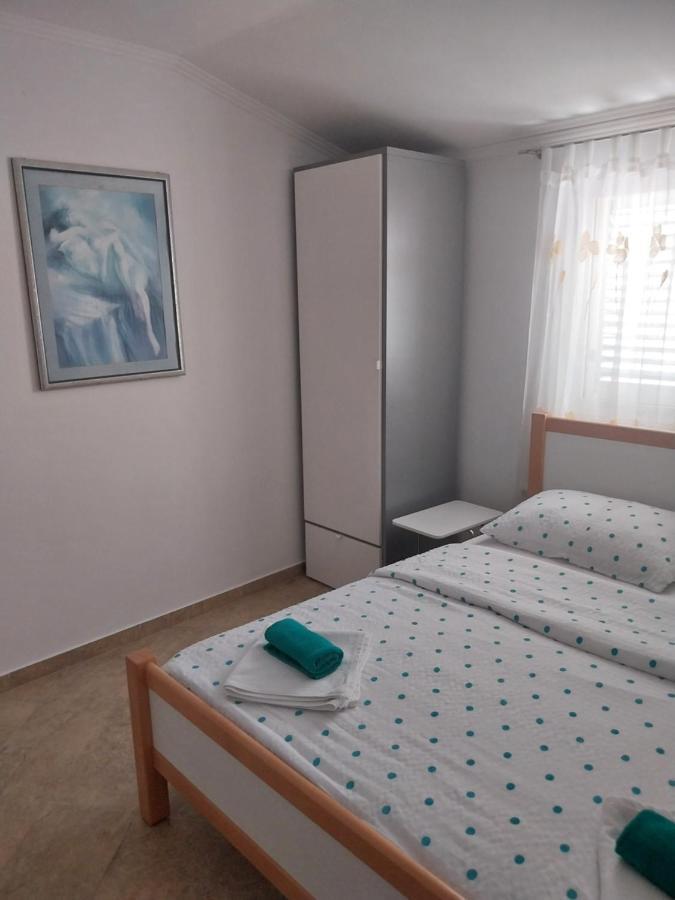 Apartments Leon Пореч Экстерьер фото